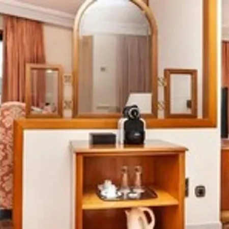 Serrano Palace Otel 5*