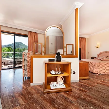 Otel Serrano Palace Cala Ratjada (Mallorca)