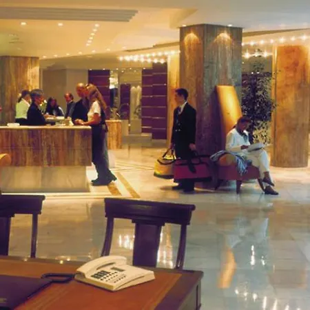 Serrano Palace فندق